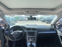 
										Volkswagen Golf full									