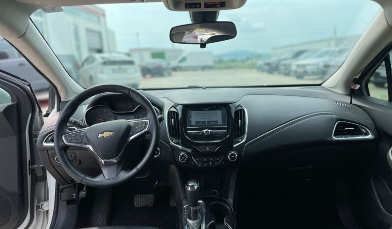 
								Chevrolet Cruze full									