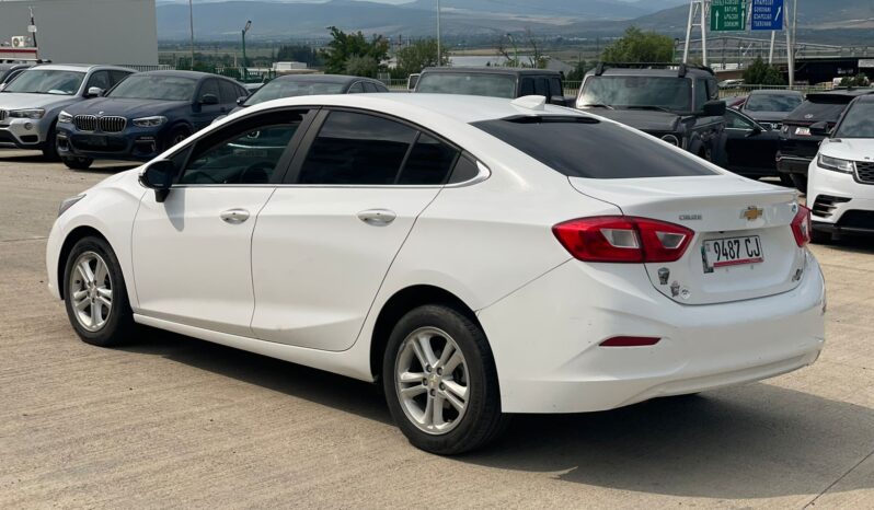
								Chevrolet Cruze full									