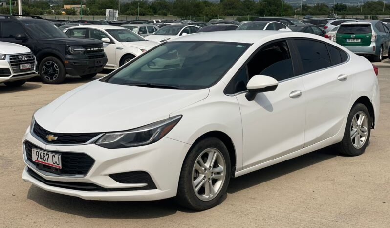 
								Chevrolet Cruze full									