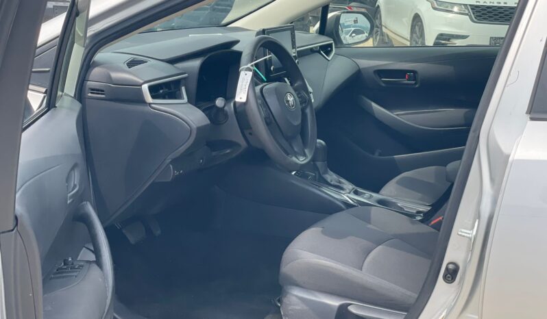 
								Toyota Corolla full									