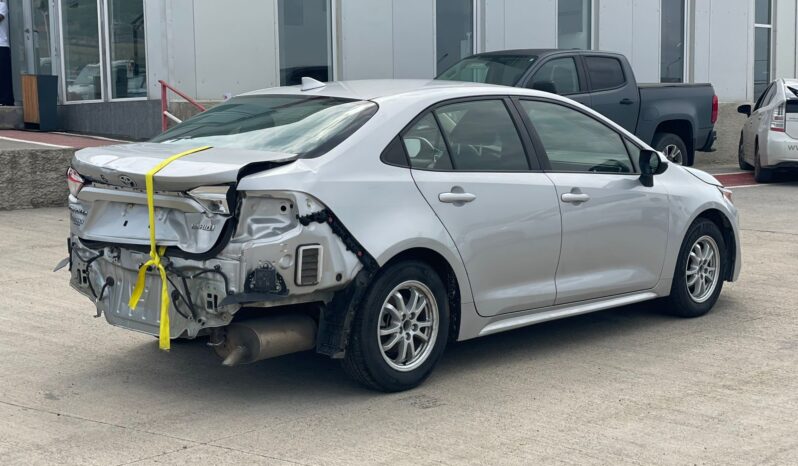 
								Toyota Corolla full									