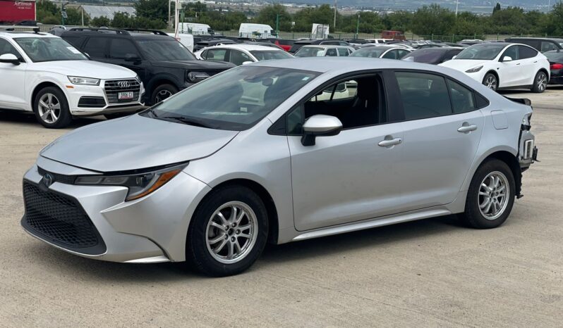 
								Toyota Corolla full									