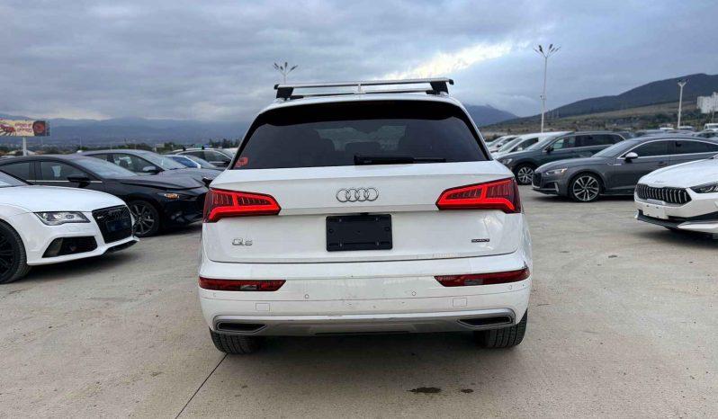 
								Audi Q5 full									