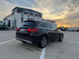 
										Mercedes-Benz GLC 300 full									