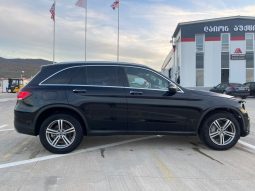 
										Mercedes-Benz GLC 300 full									