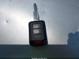 
										MITSUBISHI OUTLANDER full									