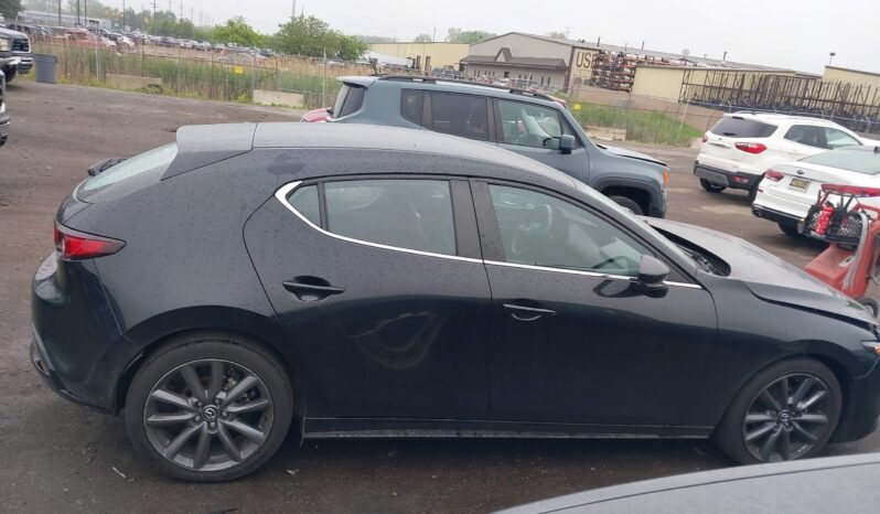 
								Mazda 3 full									