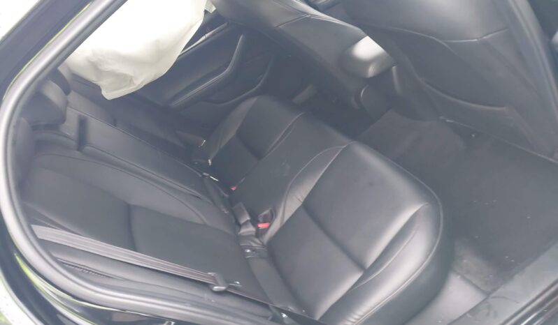 
								Mazda 3 full									