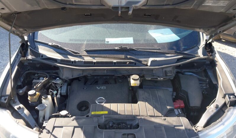 
								Nissan Quest full									