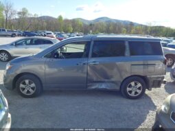 
										Nissan Quest full									