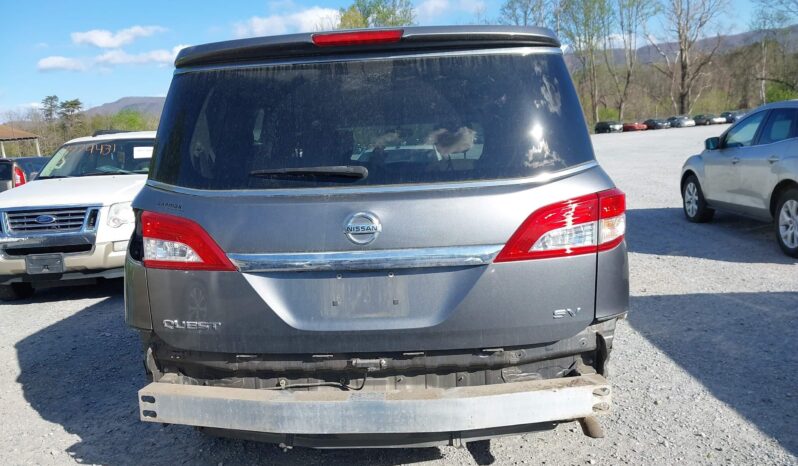 
								Nissan Quest full									