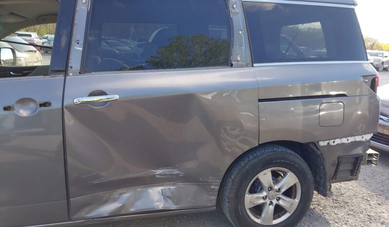 
								Nissan Quest full									