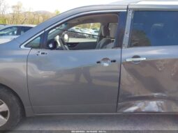 
										Nissan Quest full									