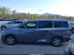 
										Nissan Quest full									