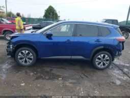 
										2023 Nissan Rogue full									