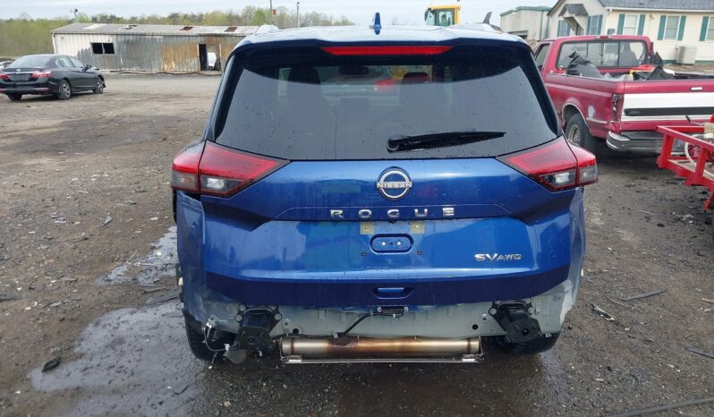 
								2023 Nissan Rogue full									