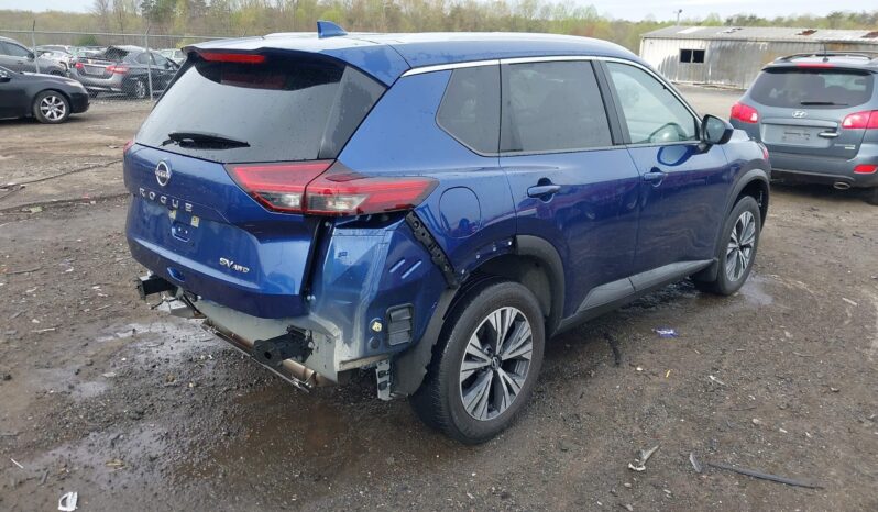
								2023 Nissan Rogue full									
