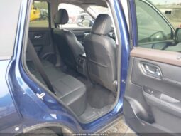 
										2023 Nissan Rogue full									