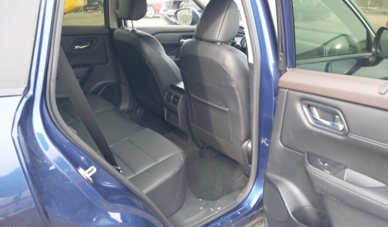 
								2023 Nissan Rogue full									