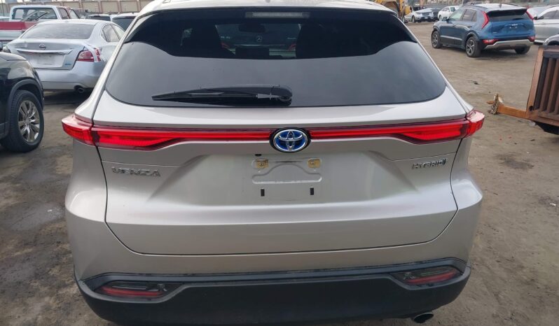 
								Toyota Venza full									