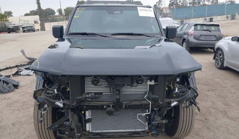 
								Toyota Land Cruiser full									