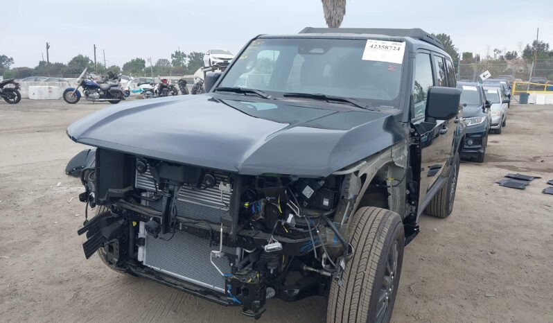 
								Toyota Land Cruiser full									
