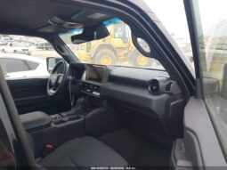 
										Toyota Land Cruiser full									
