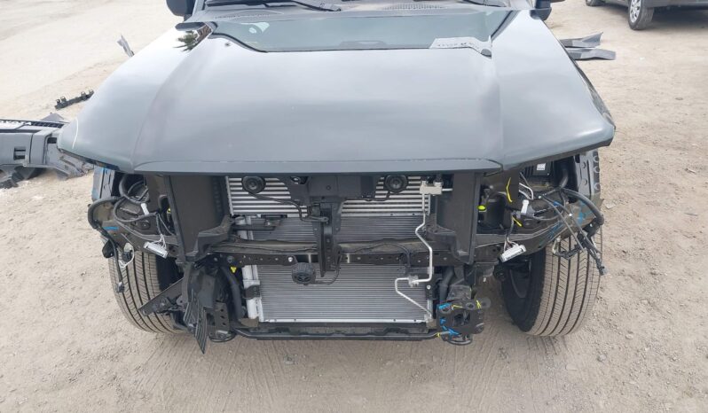 
								Toyota Land Cruiser full									
