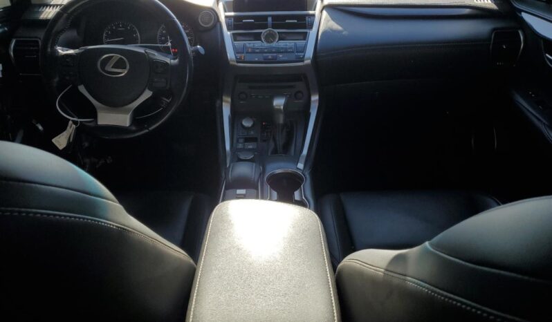 
								Lexus NX 200T full									