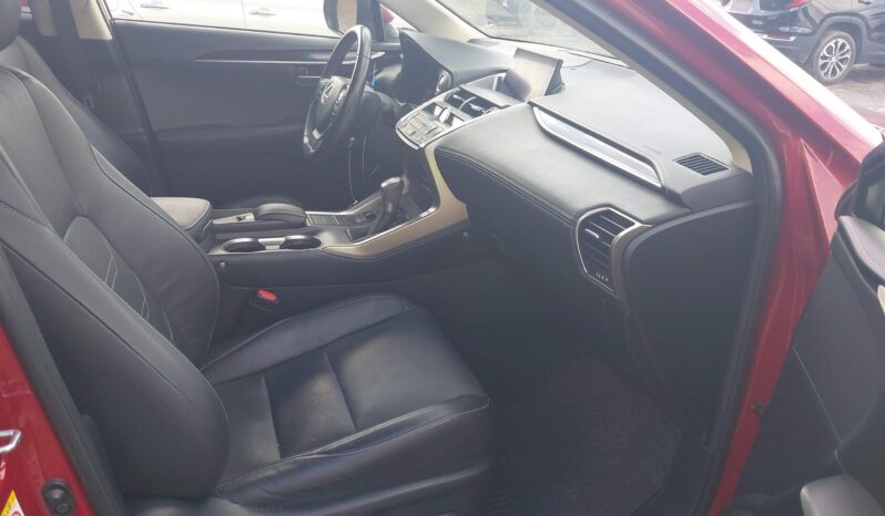 
								LEXUS NX200 full									
