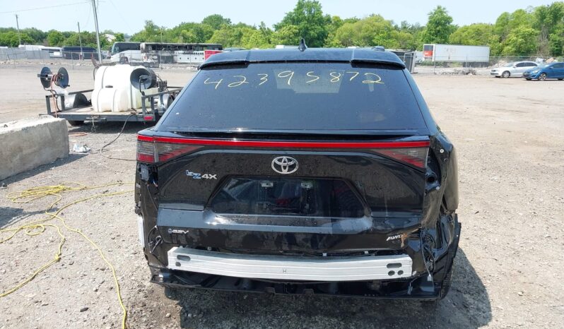 
								TOYOTA BZ4X full									