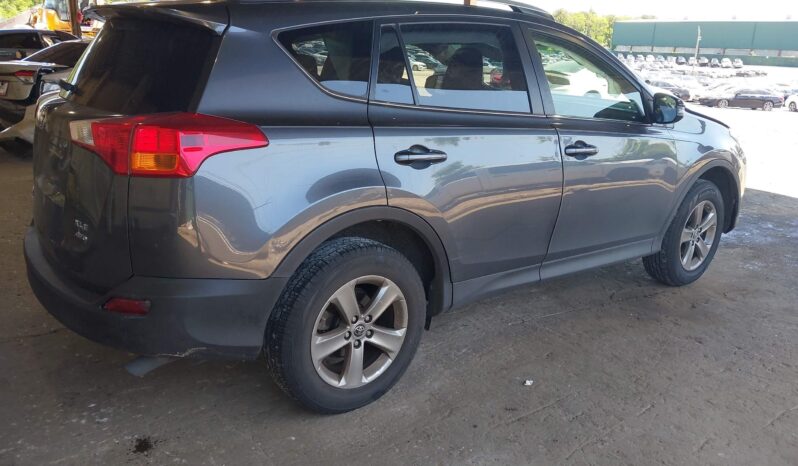 
								Toyota RAV4 Xle full									