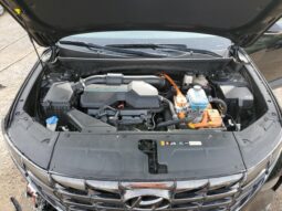 
										Hyundai Tucson Hybrid full									