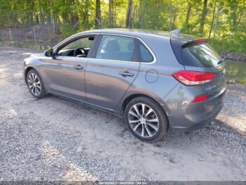 HYUNDAI ELANTRA GT