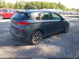 
										HYUNDAI ELANTRA GT full									