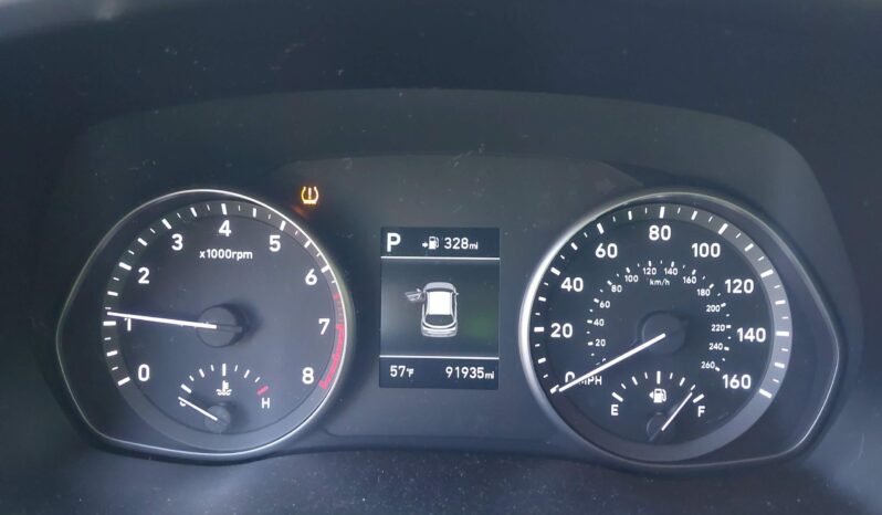
								HYUNDAI ELANTRA GT full									