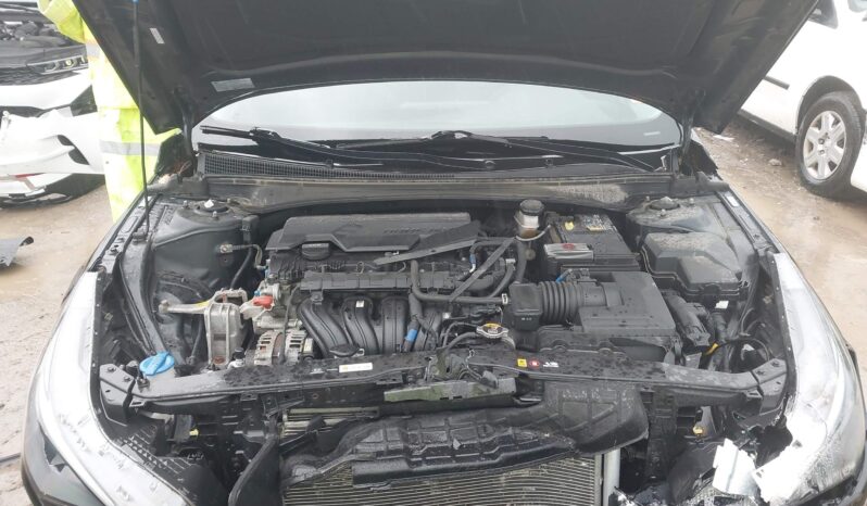 
								HYUNDAI ELANTRA full									
