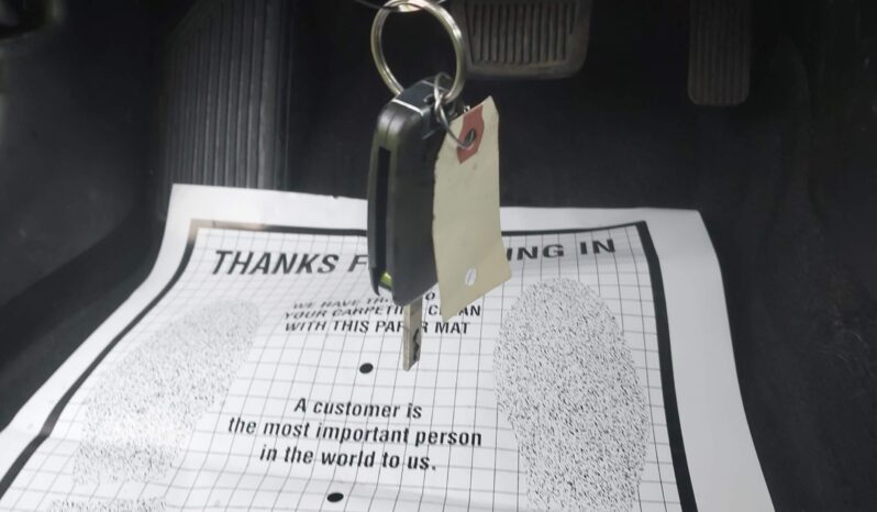 
								HYUNDAI ELANTRA full									