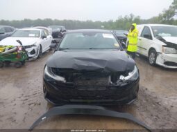 
										HYUNDAI ELANTRA full									