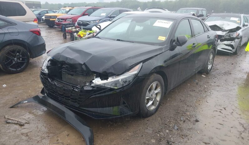 
								HYUNDAI ELANTRA full									