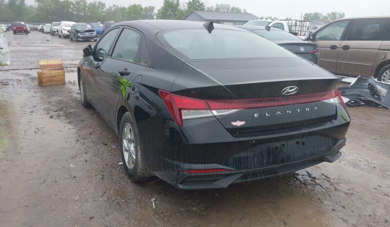 
								HYUNDAI ELANTRA full									