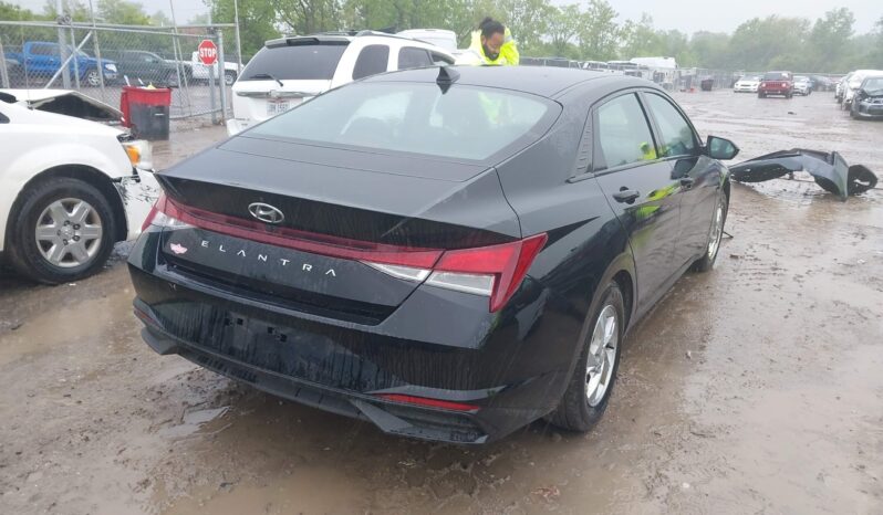 
								HYUNDAI ELANTRA full									