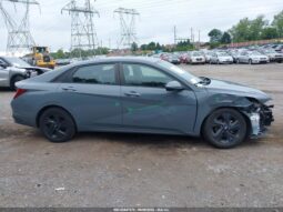 
										Hyundai Elantra full									