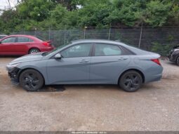 
										Hyundai Elantra full									
