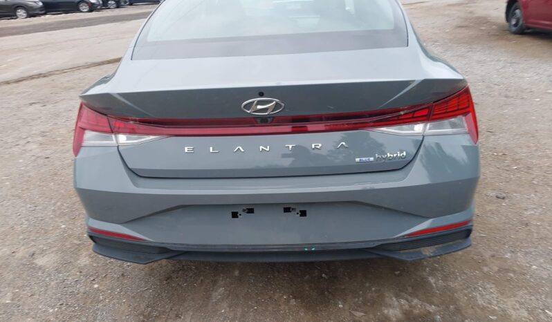 
								Hyundai Elantra full									