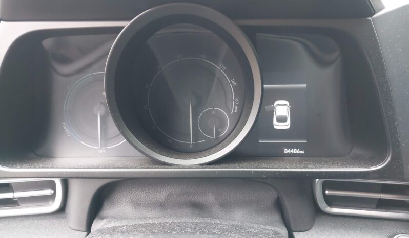 
								Hyundai Elantra full									