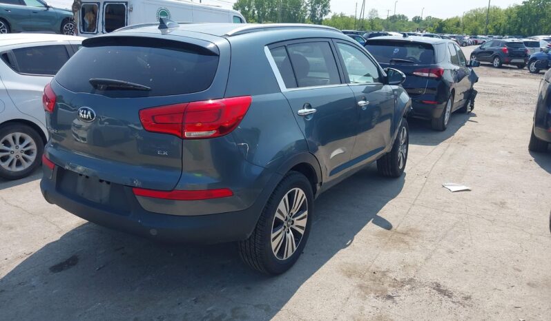 
								KIA Sportage full									