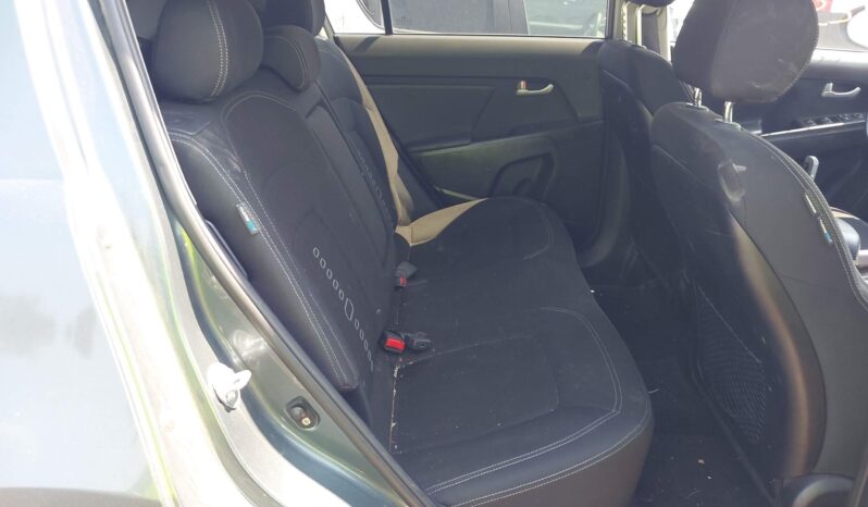 
								KIA Sportage full									