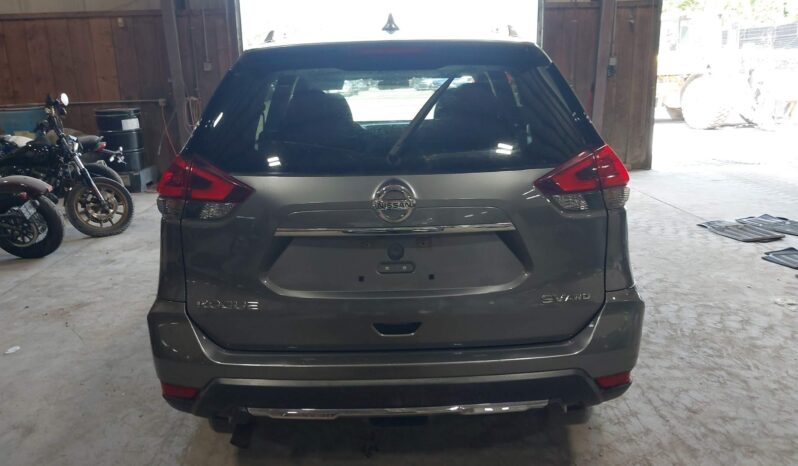 
								Nissan Rogue full									